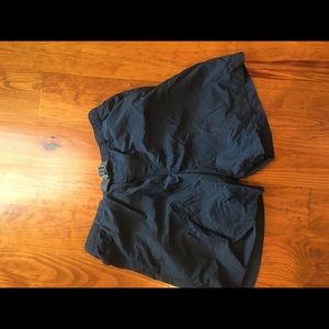 Men’s Columbia shorts - Large